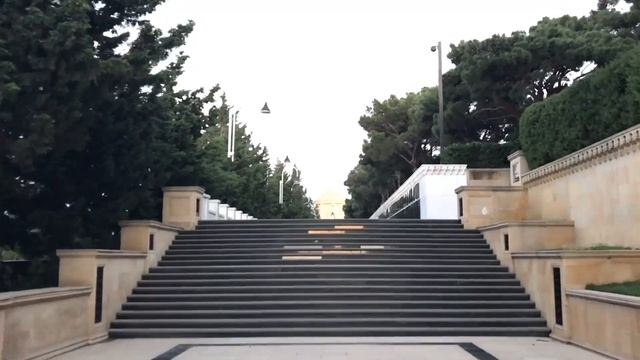 Отпуск в Баку 2017. День 7 Flame Towers, Фуникулёр, Аллея Шахидов смотреть онлайн