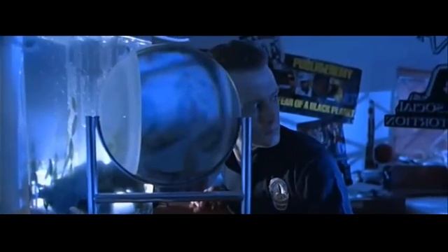 Terminator 2: T1000 In John's House - Deleted Scenes смотреть онлайн
