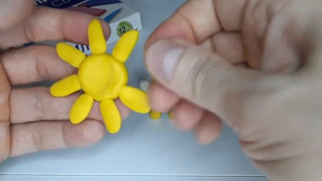 Лепим Солнце. Солнышко из пластилина. Видео Лепка у Романа смотреть онлайн