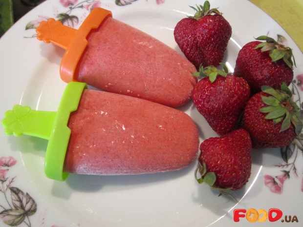 Клубничное мороженое в домашних условиях