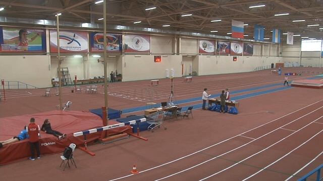 Областной турнир по лёгкой атлетике среди юношей и девушек. 1 день соревнований - 9 ноября смотреть онлайн