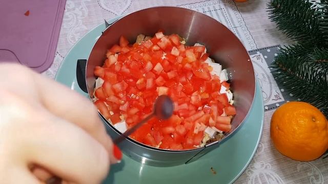 ШИКАРНЫЙ САЛАТ "ЗАГАДКА" СМЕЛИ ЗА МГНОВЕНИЕ! Салат на Новый Год 2019 SALAD "RIDDLE" смотреть онлайн