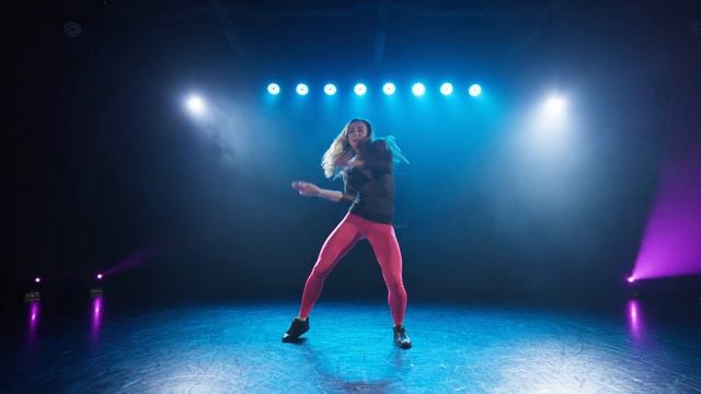 Юлия Соболева: Dancehall Female смотреть онлайн