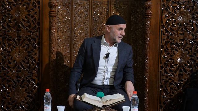 Hafiz Bugari održao u Rožajama predavanje na temu “Temelji islamskih stubova” смотреть онлайн