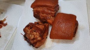 СВИНАЯ ГРУДИНКА В ЛУКОВОЙ ШЕЛУХЕ. САЛО ПО-ДОМАШНЕМУ.