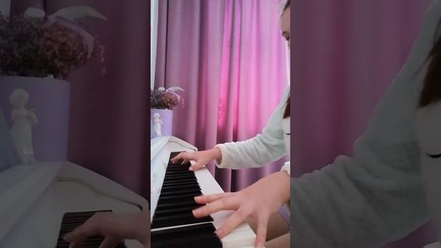 Сцена игра на виолончели из сериала Wensday #wensdayadams #piano