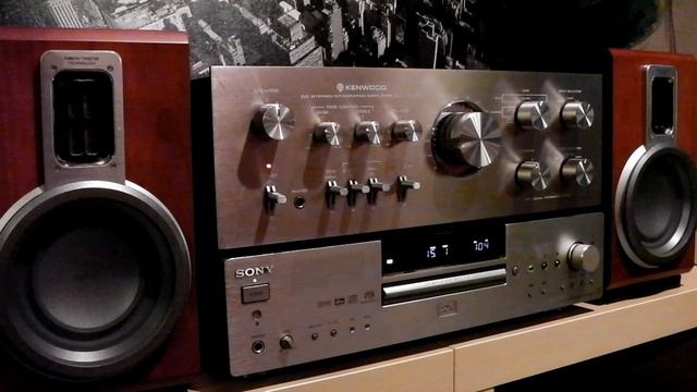 Kenwood KA-7150 & Sony DVP-NS900V QS смотреть онлайн