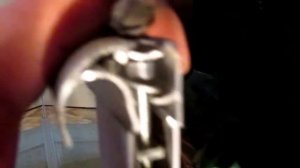 Плохо открывается и закрывается шкаф купе, решением стало, обычная шайба.