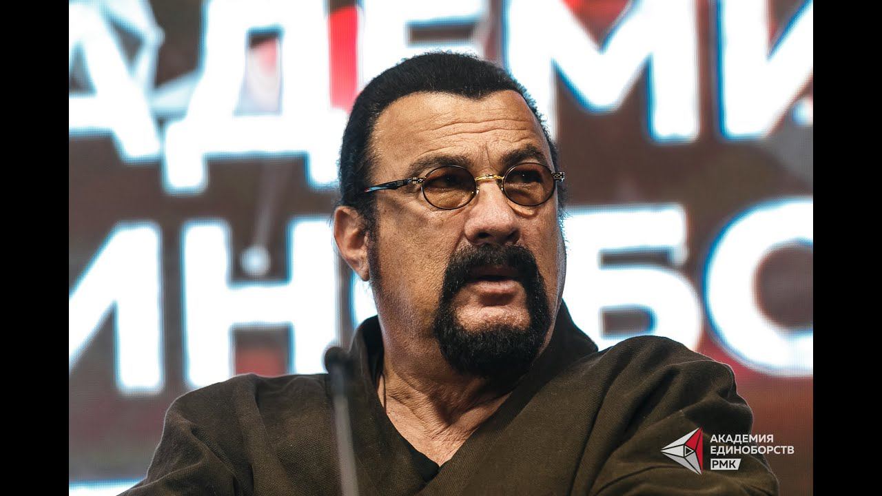 Стивен Сигал | Церемония открытия Всероссийского фестиваля айкидо в Екатеринбурге смотреть онлайн