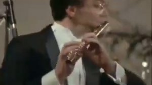 Johann Sebastian Bach  Orchestral Suite no 2 in h-moll BWV 1067/Andras Adorian