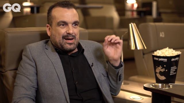 Nacho Vigalondo te explica los chollos de ser director de cine | GQ España смотреть онлайн