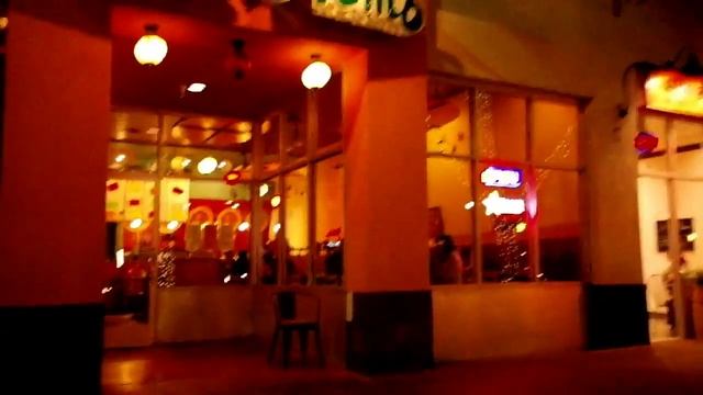 PALO ALTO at night: The beautiful city centre (California, USA) ? смотреть онлайн