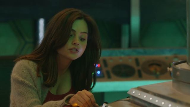 Doctor Who - Clara and the Tardis смотреть онлайн