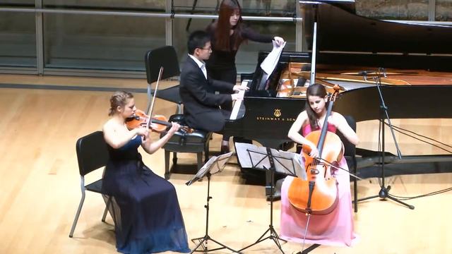 Ravel Trio in A minor- IV. Final (Anime) смотреть онлайн