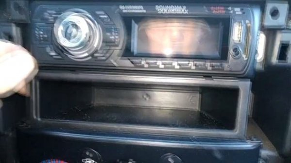 Меняем BLAUPUNKT на SOUNDMAX в Авео Т 200 2006 г.