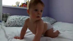 Голуби летят над детским садом...