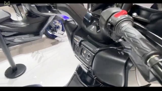 2023 Suzuki Burgman 400 _ With a More Sporty and Luxurious Model смотреть онлайн