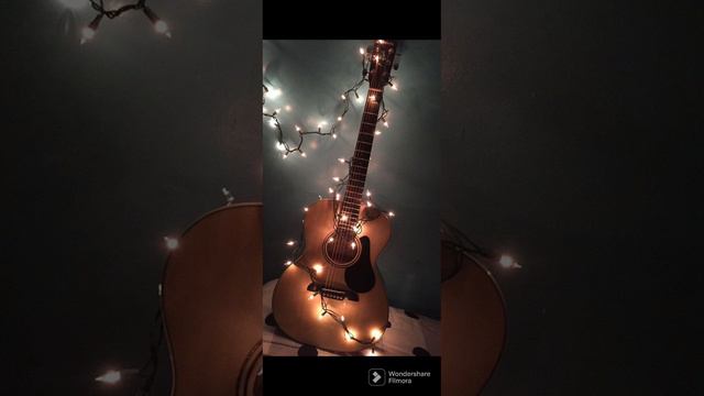 играю на гитаре. придумал свою музыку смотреть онлайн