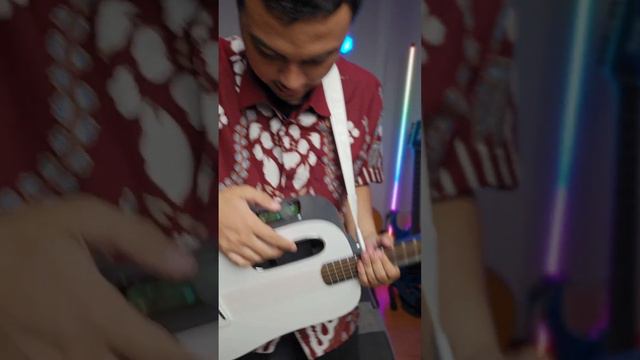 Lava Me Play Guitar Review - Tuning - Effects - @LAVAMUSICOFFICIAL