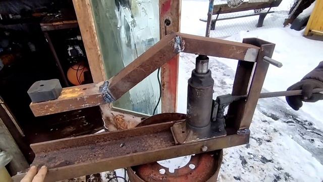Самодельный подкатной домкрат из советского. Отец в отпуске ? смотреть онлайн