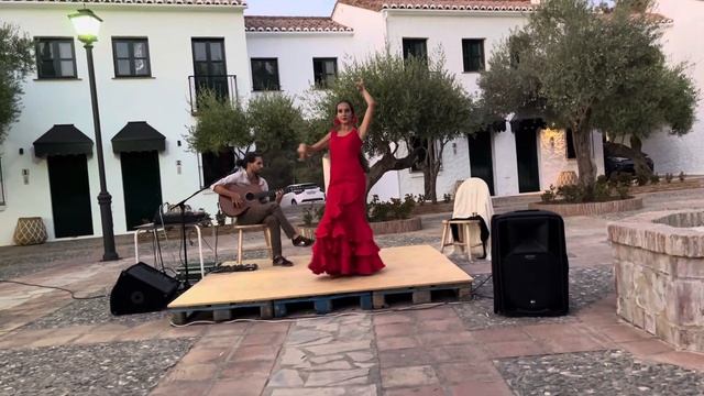 Flamenco Dance in Andalucía, Spain: Soulful Flamenco Dance Performance: Passion and Rhythm Unleashe смотреть онлайн