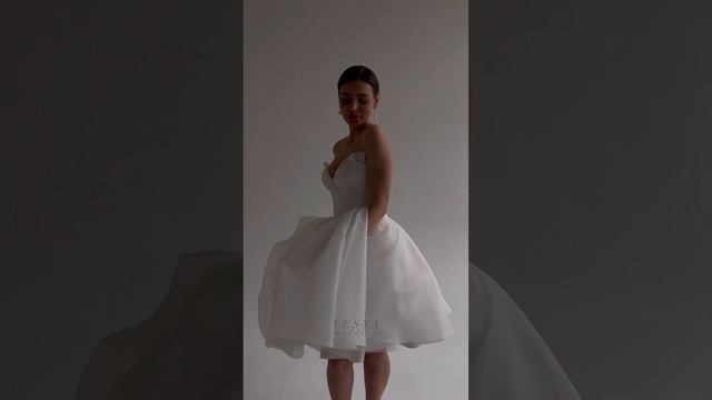 Самое милое свадебное платье 2023 смотреть онлайн