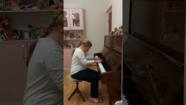 "Этюд для фортепиано" Г. Шмит соч. 3 № 1 смотреть онлайн