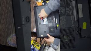 disassembly DELL PP22X