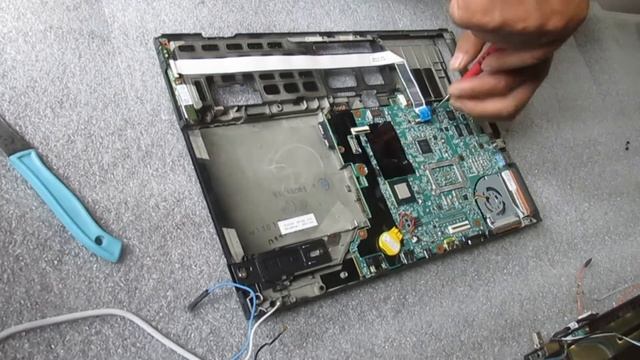 Повне розбирання ноутбука Lenovo ThinkPad T430S.