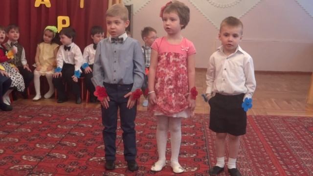 Илюша рассказывает стишок про бабуШку смотреть онлайн