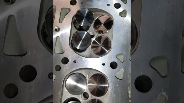 ГБЦ Мерскдкс М119 на стадии сборки!