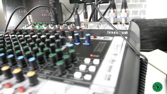 #SOUNDCRAFT signature mtk12 UNBOX смотреть онлайн