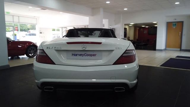 Mercedes SLK 250 AMG Line смотреть онлайн