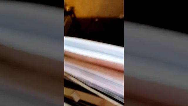 Тур, что у меня находится на столе смотреть онлайн