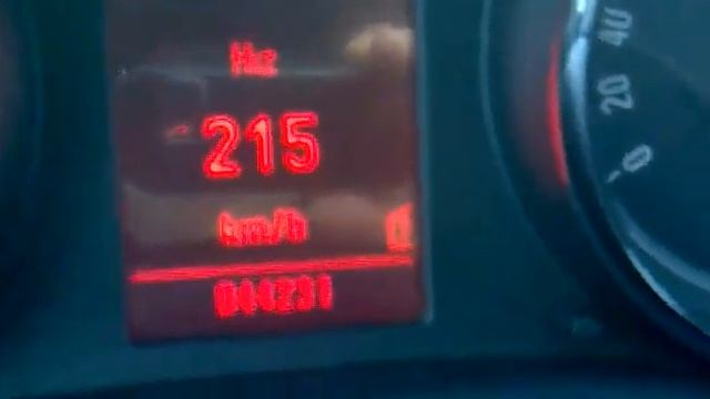 Opel Astra J 140hp 240 km/h смотреть онлайн