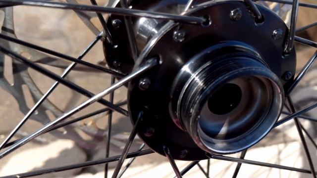 Танки грязи не боятся. Обслуживание Stels Navigator 700 MD смотреть онлайн