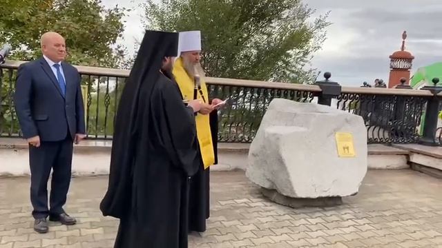 Освящение закладки камня на месте Триумфальной арки смотреть онлайн