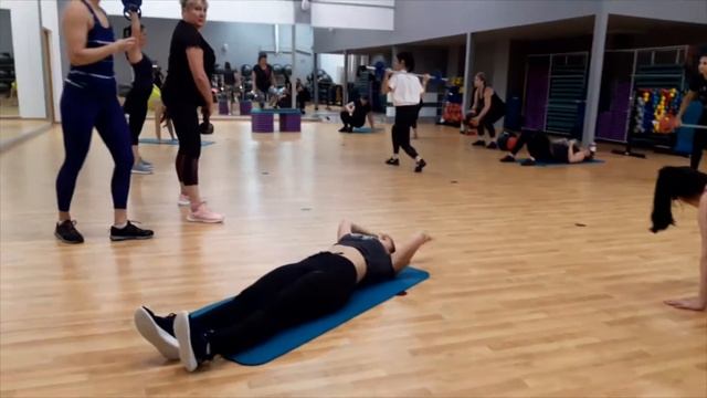 ХЕЛЛОУИН В FITNESS 24 смотреть онлайн