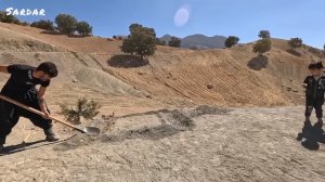 Documentary about nomadic life: Sajjad's first working day with his family