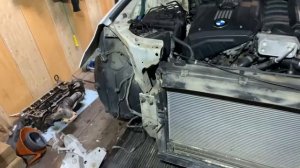 BMW E60 течь антифриза? что дальше?