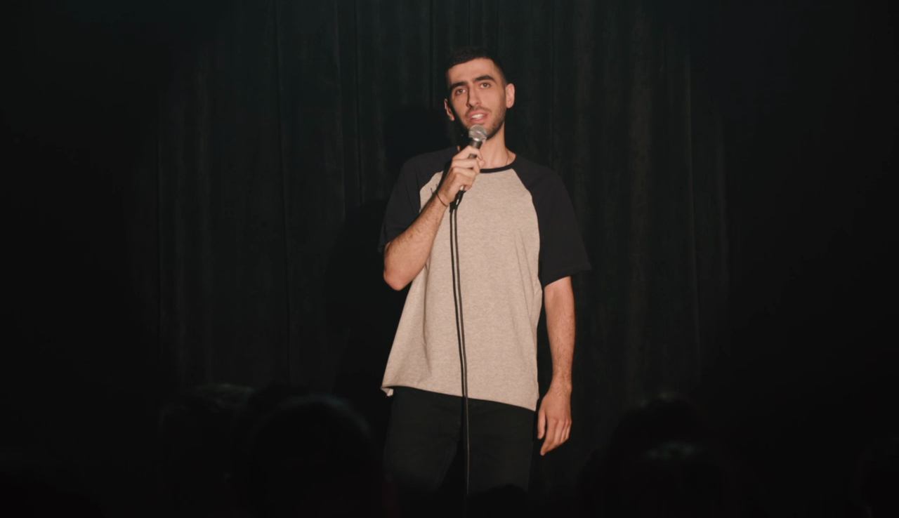 22 КОМИКА: Артур Чапарян - О ночи без секса, неготовности и кинотеатре смотреть онлайн