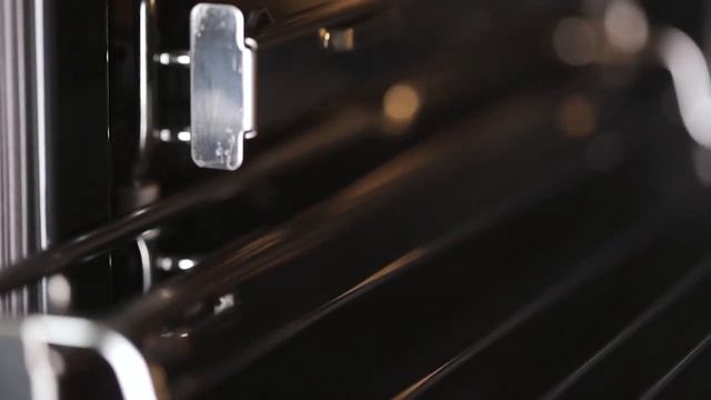 Микроволновые печи Smeg смотреть онлайн