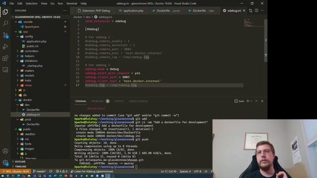 Debug PHP using Docker, VS Code, and XDebug смотреть онлайн