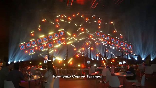 Сцена Zgo19, Led Bar Pixel, Led Beam 150w, Led Fan. Дискотека оборудование смотреть онлайн