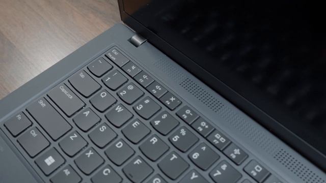 ThinkPad T14 (Gen 3) Review - This Laptop Means Business! смотреть онлайн