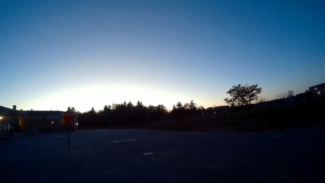 Syma W1 Pro Brushless GPS Drone (Night Flight!!) Low light Video Test👍🏼 смотреть онлайн