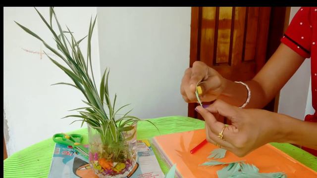 Easy Christmas Special Craft| Christmas Tree DIY In Malayalam| എളുപ്പത്തിൽ ഉണ്ടാക്കാ൦| Aswathy Gang