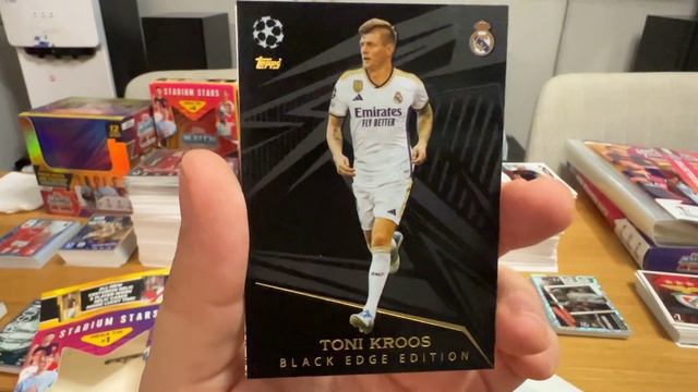 Topps - UEFA Champions League Match Attax 2023/24 смотреть онлайн