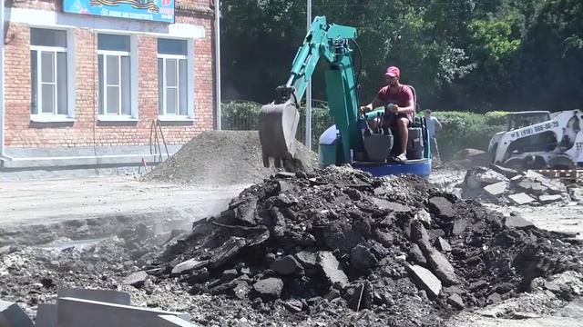 Строительство новой школы вышло на финишную прямую смотреть онлайн