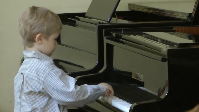Первый академ (подготовительная группа) смотреть онлайн